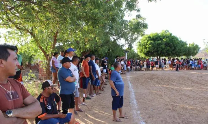 Passagem Funda FC vence Louco é Pouco e conquista o título do Campeonato Municipal de Futebol Amador de Aroeiras do Itaim