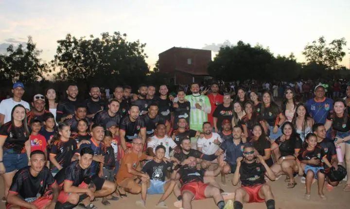 Passagem Funda FC vence Louco é Pouco e conquista o título do Campeonato Municipal de Futebol Amador de Aroeiras do Itaim