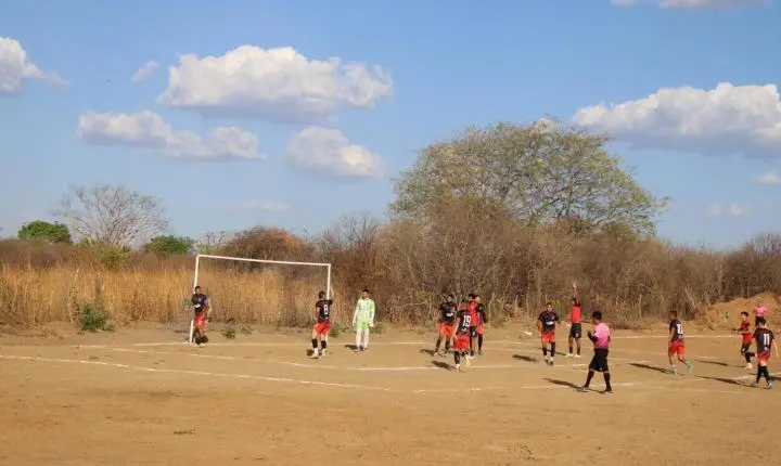 Passagem Funda FC vence Louco é Pouco e conquista o título do Campeonato Municipal de Futebol Amador de Aroeiras do Itaim