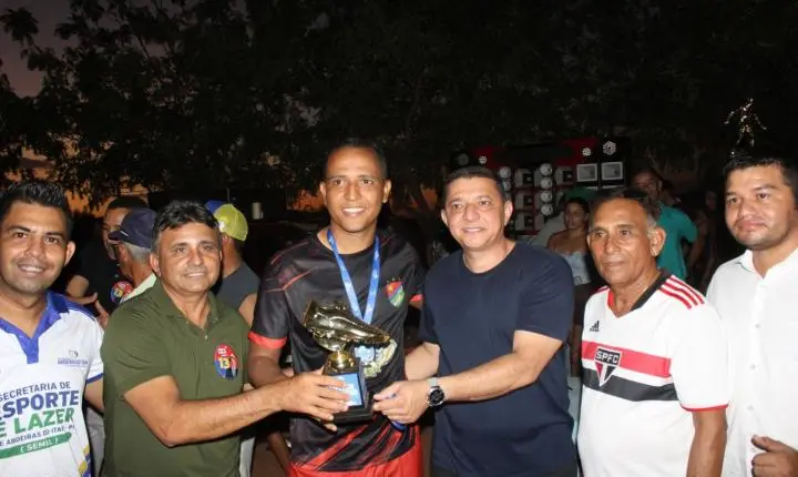 Passagem Funda FC vence Louco é Pouco e conquista o título do Campeonato Municipal de Futebol Amador de Aroeiras do Itaim