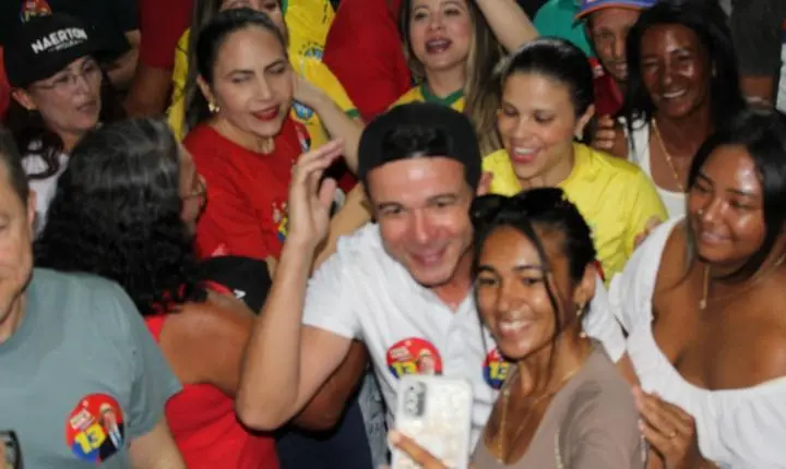 Prefeito Naerton Moura reúne multidão em Sussuapara em ato político em apoio à reeleição do presidente Lula