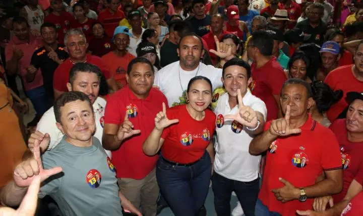 Prefeito Naerton Moura reúne multidão em Sussuapara em ato político em apoio à reeleição do presidente Lula