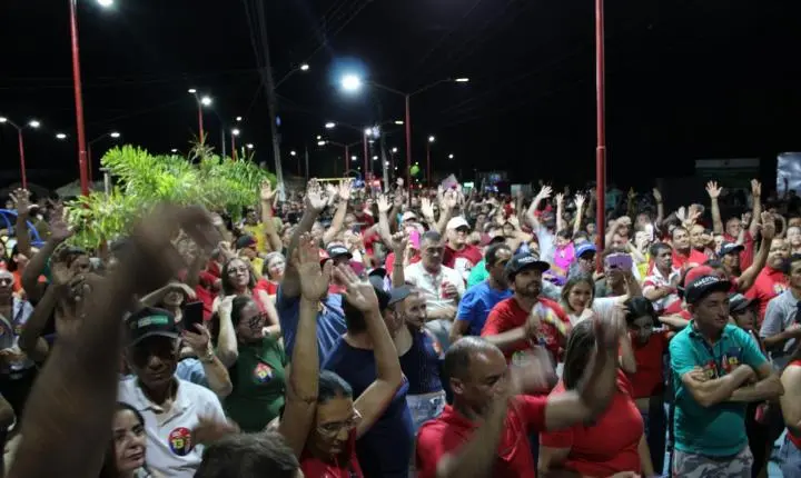 Prefeito Naerton Moura reúne multidão em Sussuapara em ato político em apoio à reeleição do presidente Lula