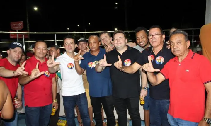 Prefeito Naerton Moura reúne multidão em Sussuapara em ato político em apoio à reeleição do presidente Lula
