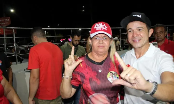 Prefeito Naerton Moura reúne multidão em Sussuapara em ato político em apoio à reeleição do presidente Lula