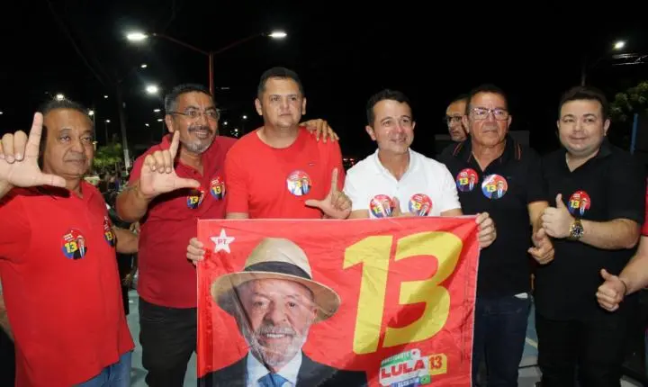 Prefeito Naerton Moura reúne multidão em Sussuapara em ato político em apoio à reeleição do presidente Lula