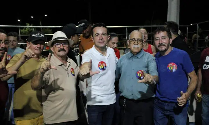 Prefeito Naerton Moura reúne multidão em Sussuapara em ato político em apoio à reeleição do presidente Lula