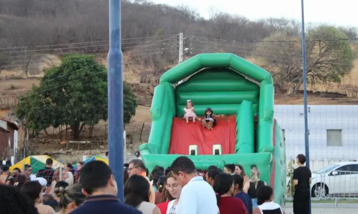 Santana Encantada: Prefeitura promove grande festa do Dia das Crianças na gestão do prefeito Adonaldo Cassiano
