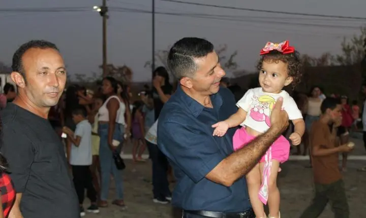 Santana Encantada: Prefeitura promove grande festa do Dia das Crianças na gestão do prefeito Adonaldo Cassiano