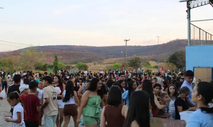 Santana Encantada: Prefeitura promove grande festa do Dia das Crianças na gestão do prefeito Adonaldo Cassiano