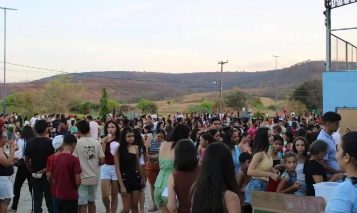 Santana Encantada: Prefeitura promove grande festa do Dia das Crianças na gestão do prefeito Adonaldo Cassiano