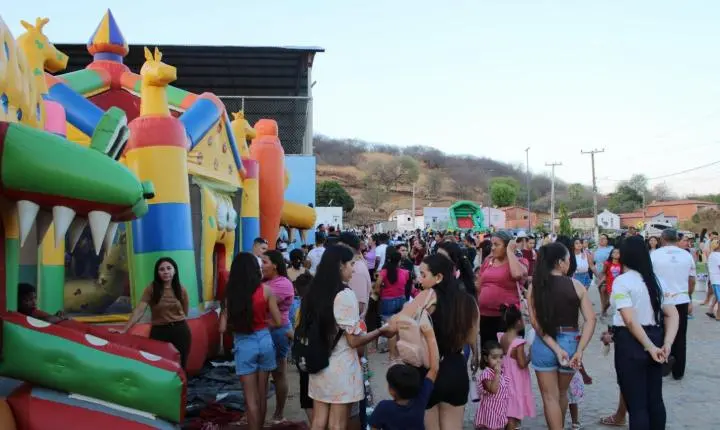 Santana Encantada: Prefeitura promove grande festa do Dia das Crianças na gestão do prefeito Adonaldo Cassiano