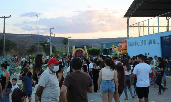 Santana Encantada: Prefeitura promove grande festa do Dia das Crianças na gestão do prefeito Adonaldo Cassiano