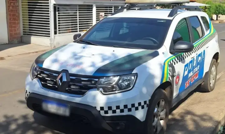 Mulher é agredida pelo companheiro na frente do filho autista e homem é preso em Elesbão Veloso