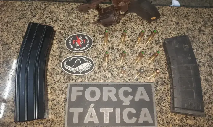 Perseguição policial termina com quatro presos e apreensão de armas e munições em Luís Correia